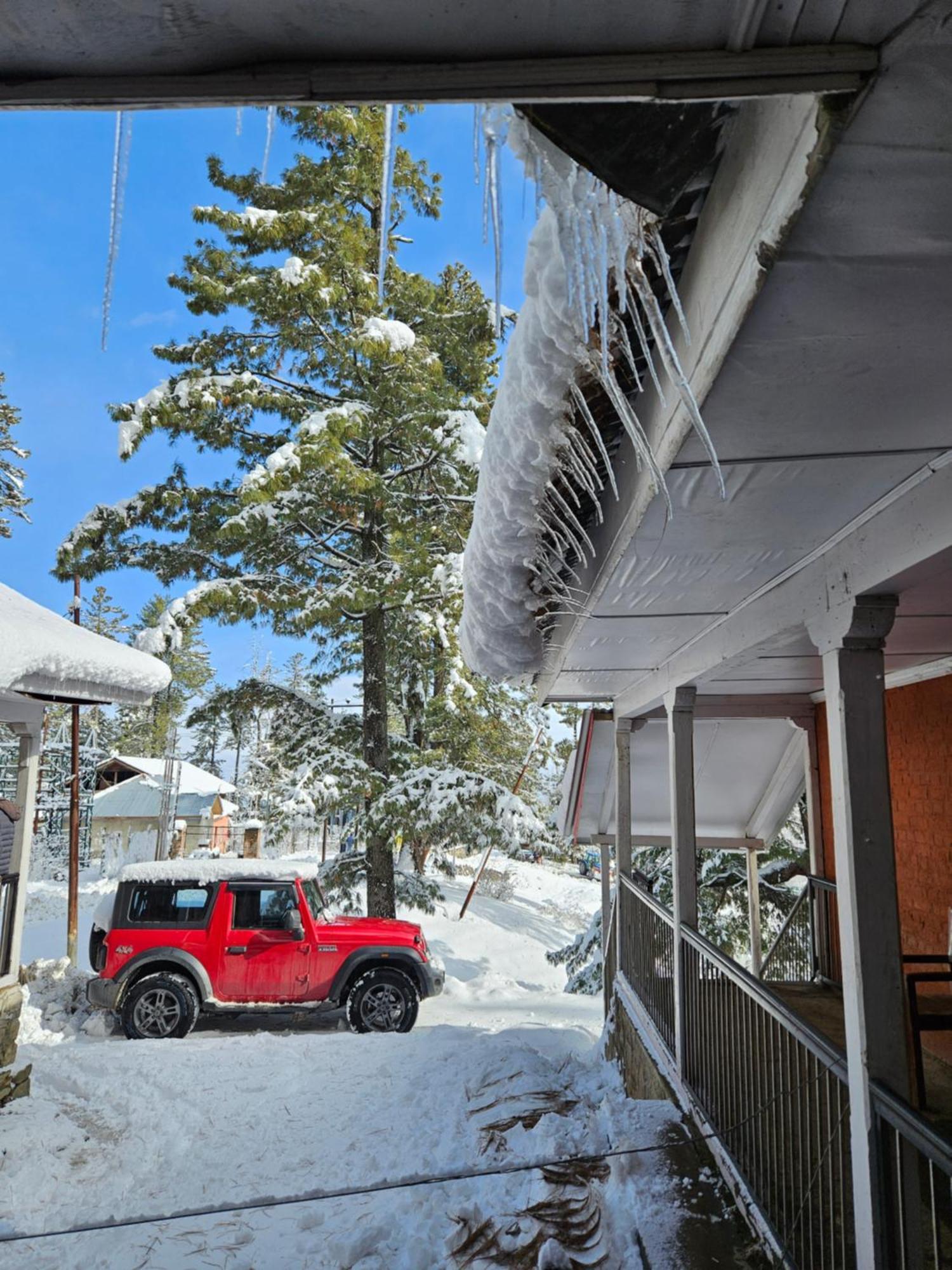 Everest Guest House Gulmarg Exterior foto